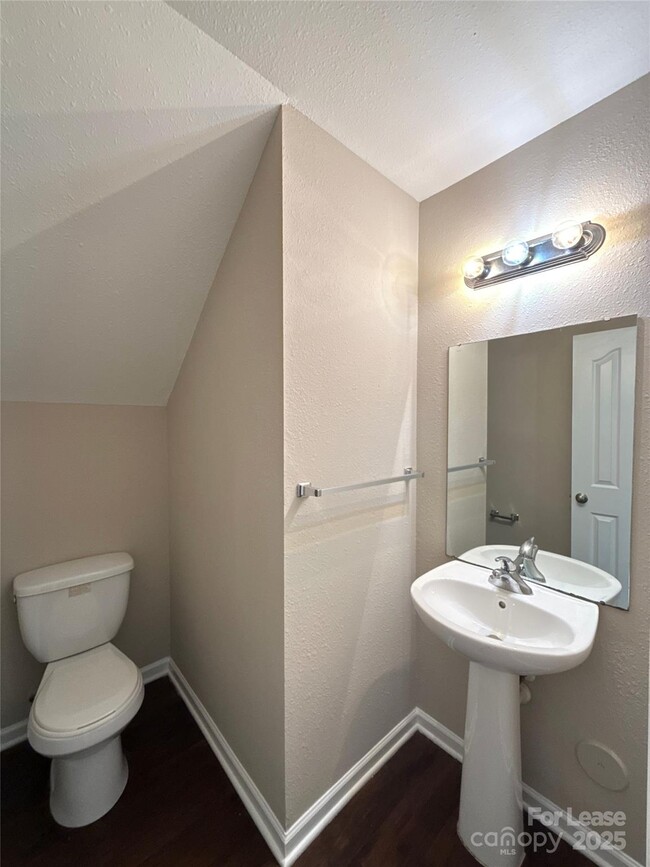 Building Photo - 5815 Kelden Walker Ln