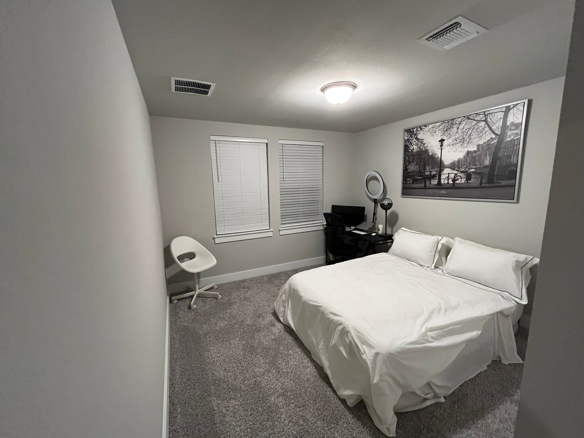 Building Photo - 7607 Darby Swank Vw
