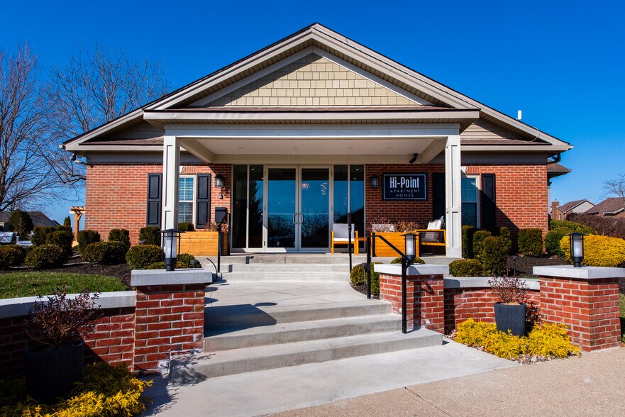 Clubhouse - Hi-Point Apartments