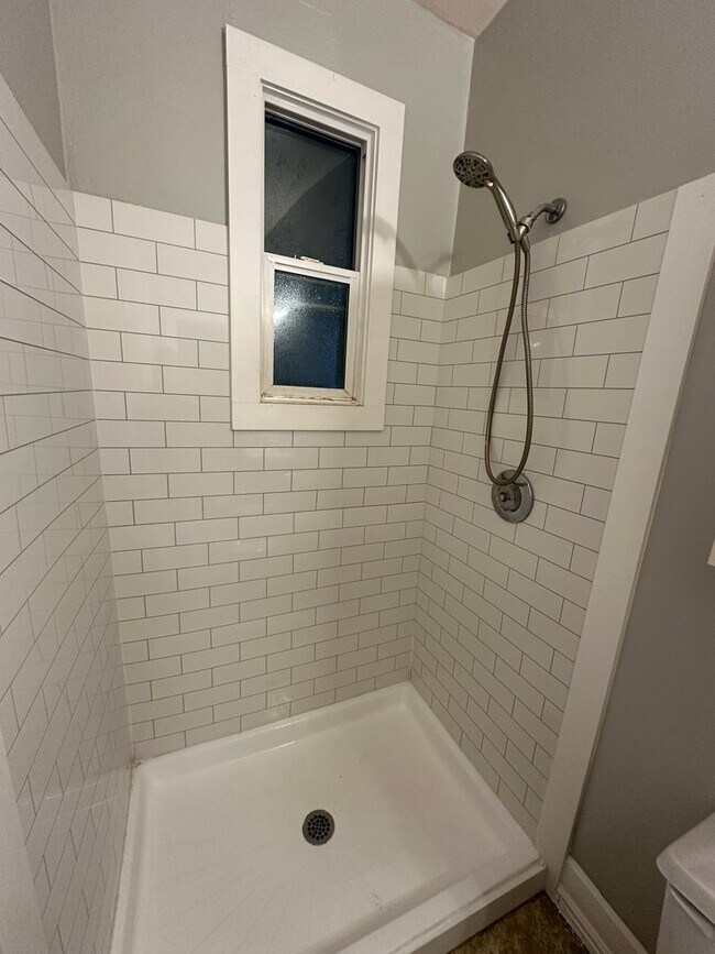 Building Photo - Washington Blvd