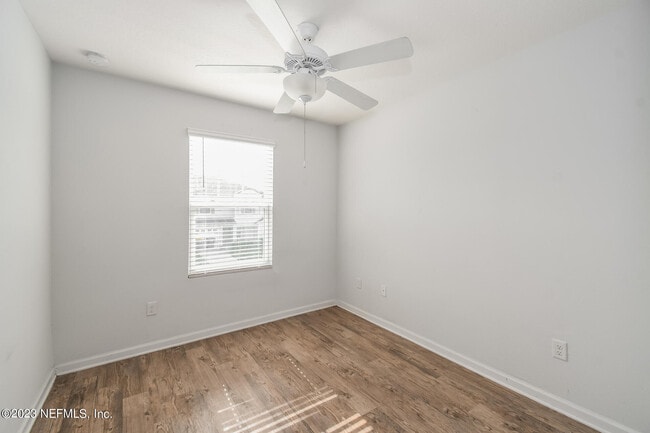 Building Photo - 554 Eiseman Wy