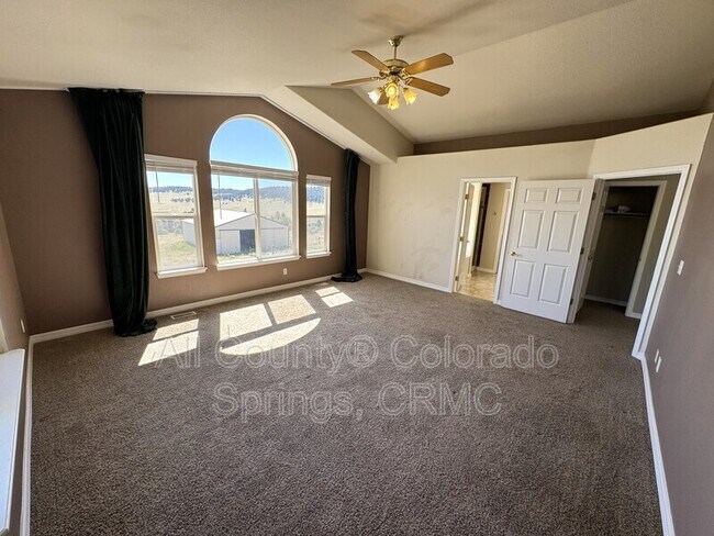 Building Photo - 19120 Pinon Park Rd