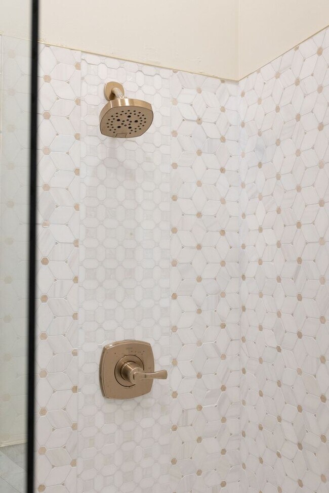 Building Photo - Historic Charm Meets Modern Luxury