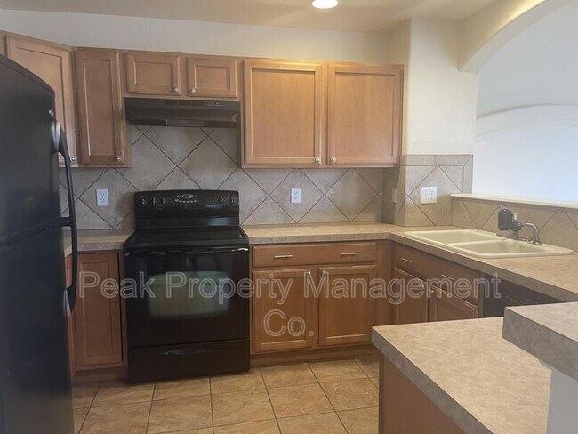 Building Photo - Precision Dr, 3903 Unit F