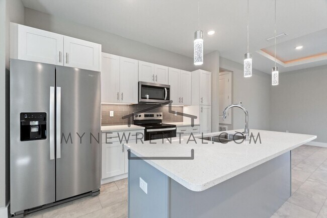 Building Photo - Deposit-Free! Get $1,000 OFF your first mo...