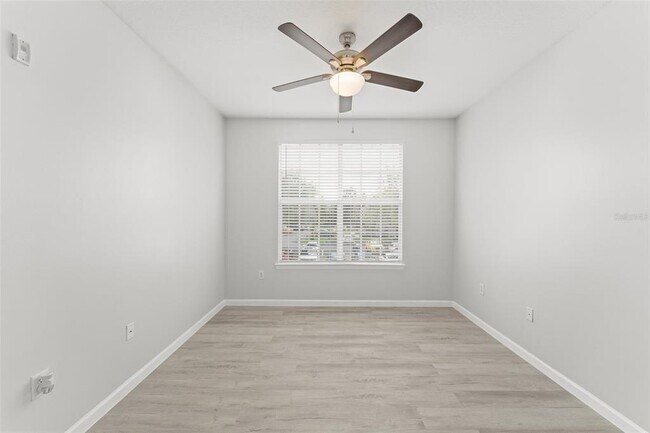 Building Photo - 12825 Madison Pointe Cir