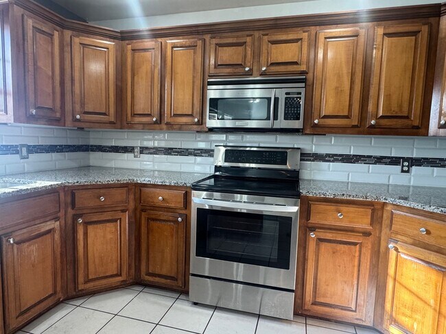 Building Photo - 20 Havenshire Cir