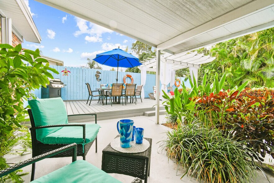 Building Photo - 3270 Grove Rd