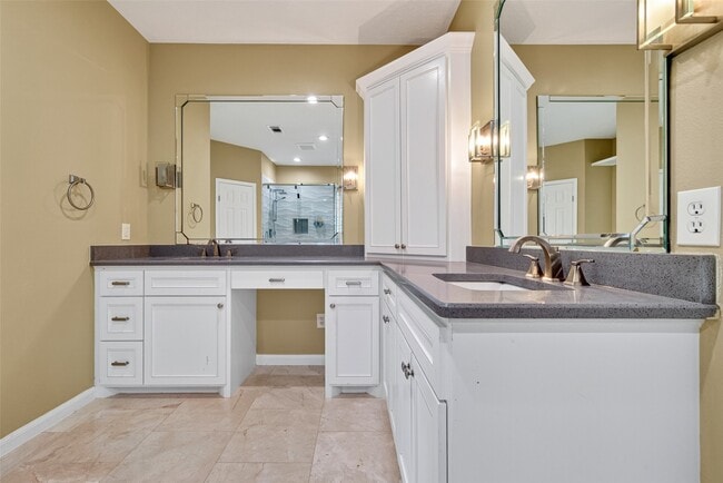 Building Photo - 2706 Blue Wind Ct