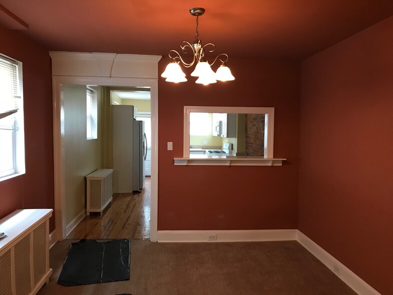 Living Room - 1518 S 13th St
