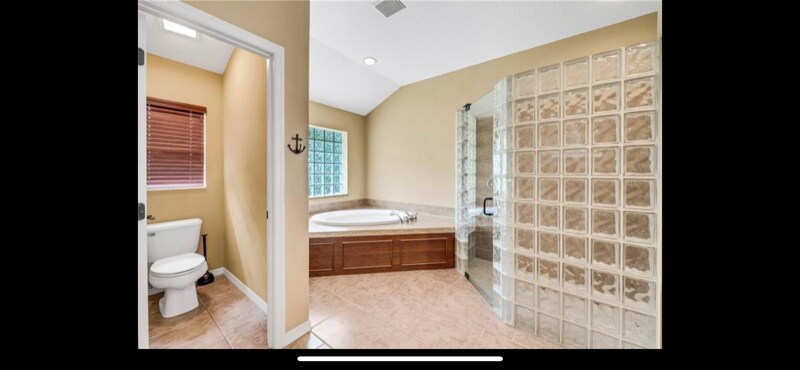 Building Photo - 3814 S Cranberry Blvd