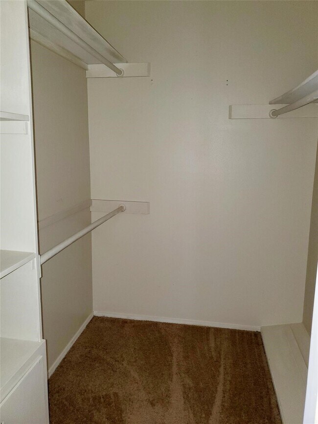 Building Photo - 11806 Hillcroft St