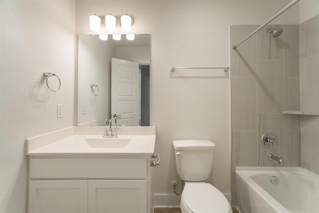 Building Photo - 10626 Whitejacket