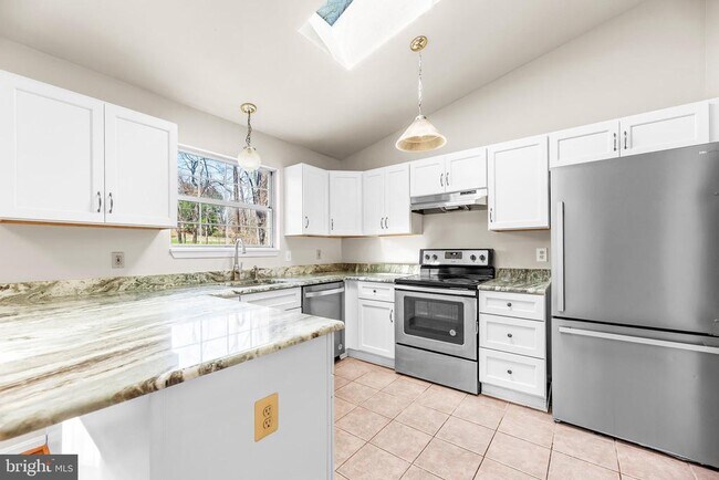 Building Photo - 3604 Cox Ct