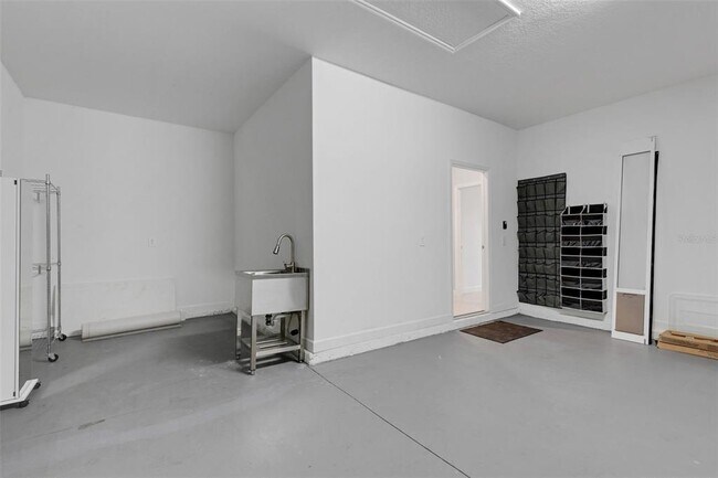 Building Photo - 11858 Lilac Pearl Ln