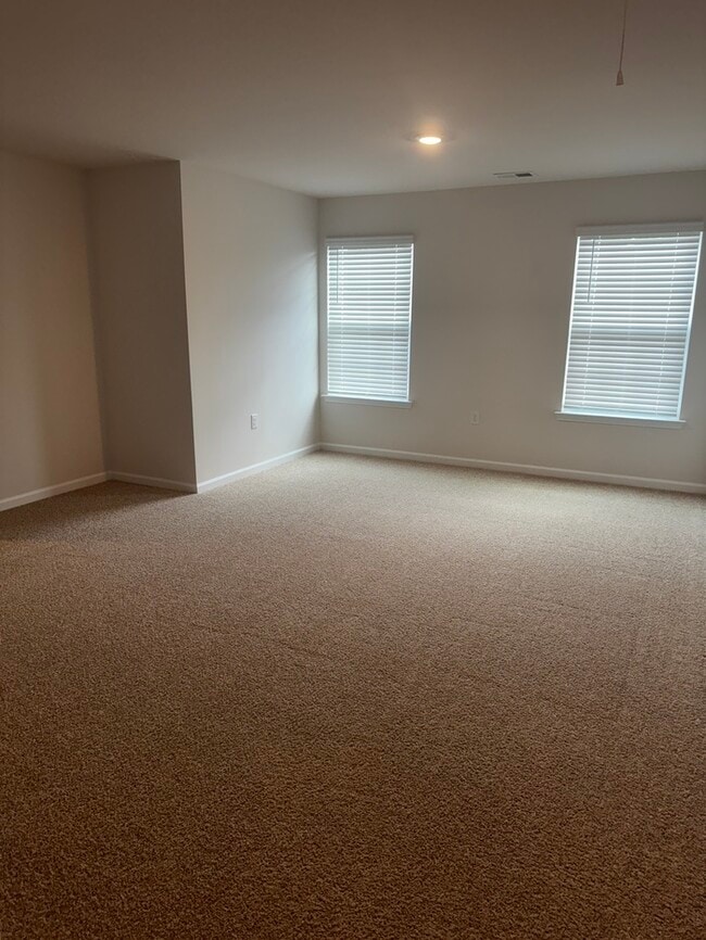 Building Photo - 434 Carolina Hemlock Dr