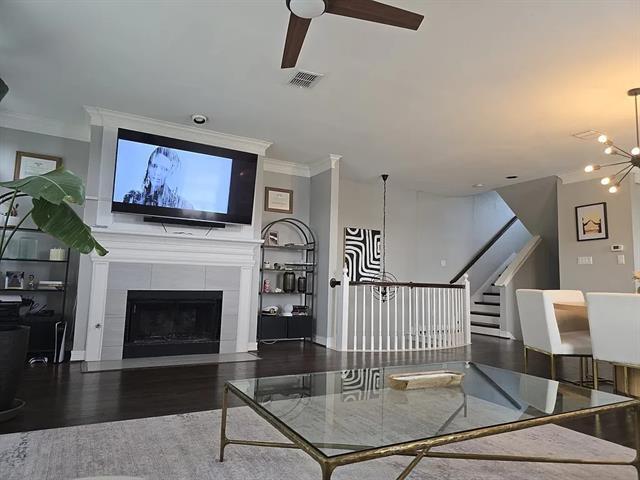 Building Photo - 420 N Hill Ave