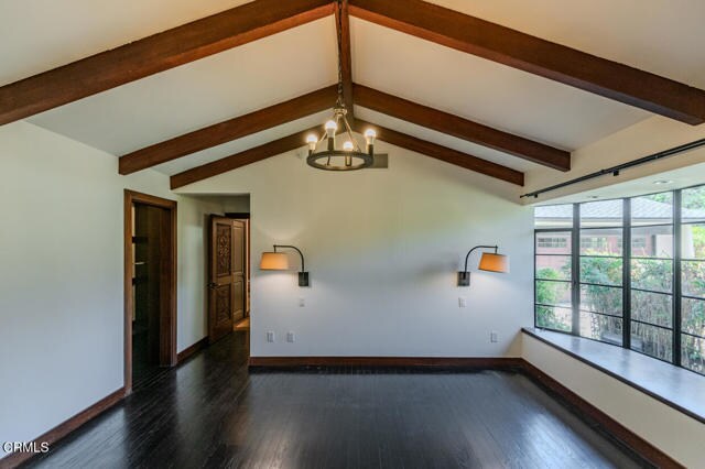 Building Photo - 4819 Oakwood Ave