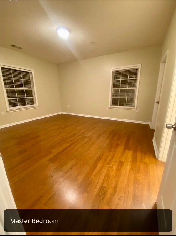 Building Photo - 421 McKenna Cir