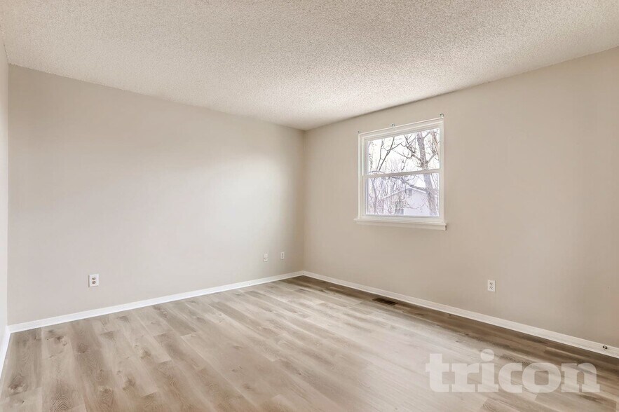 Building Photo - 8448 Prairie Clover Way