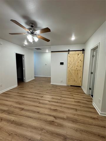 Building Photo - 2825 Meadowbrook Dr