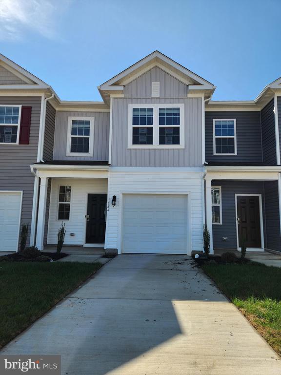 Building Photo - 212 Caterpillar Dr