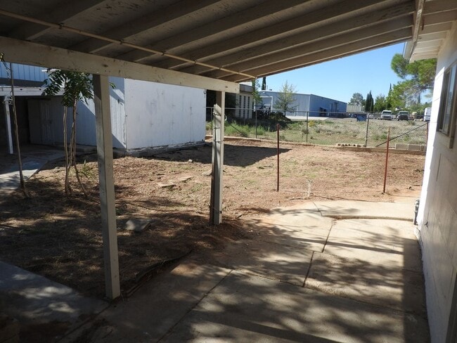 Building Photo - 2412 Ashfork Ave