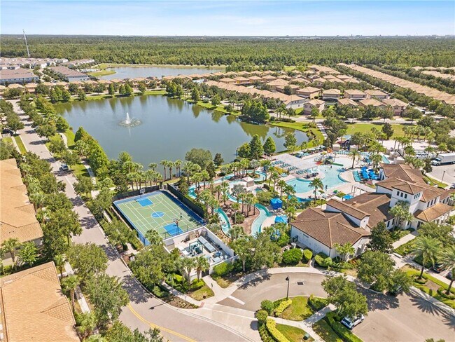 Building Photo - 1905 Majorca Dr