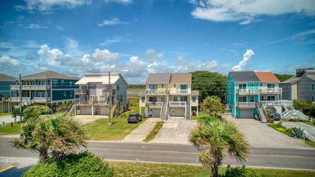 Primary Photo - FULLY FURNISHED OFF-SEASON RENTAL - AVAILA...