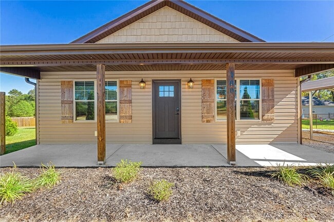 Building Photo - 300 Cottage Hl Ct