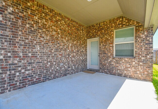 Building Photo - 2103 Vidalia Onion Ct