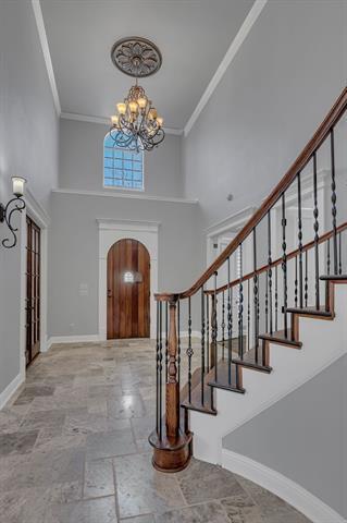 Building Photo - 3705 Falcon Dr