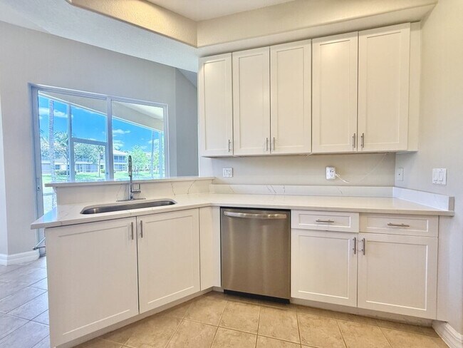 Building Photo - 6081 Jonathans Bay Cir