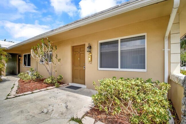 Building Photo - 4751 NE 21st Terrace