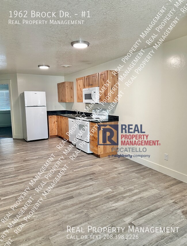 Building Photo - 1962 Brock Dr