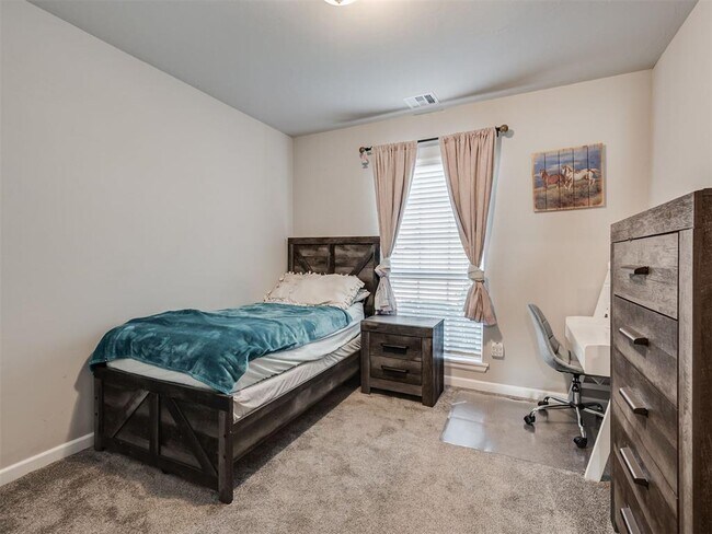 Building Photo - 2980 NW 184th Terrace