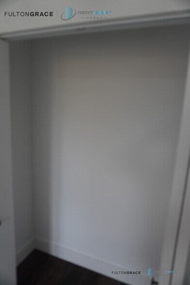 Building Photo - 1553 W Hollywood Ave