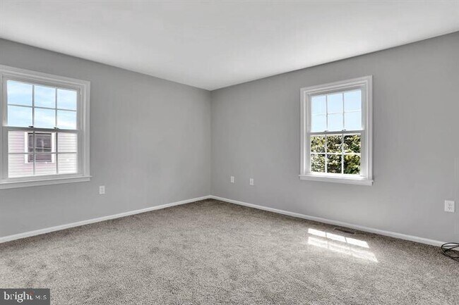 Building Photo - 1237 Danielle Dr