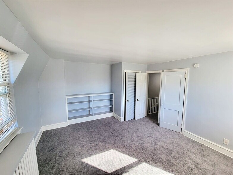 Building Photo - 29 Springton Rd