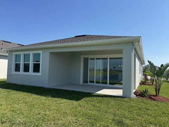 Building Photo - 2336 Kamin Dr