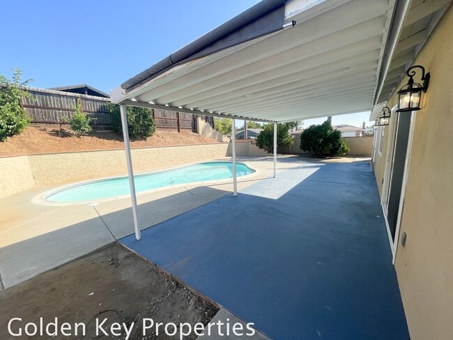 Building Photo - Nicely renovated corner property with a pool!