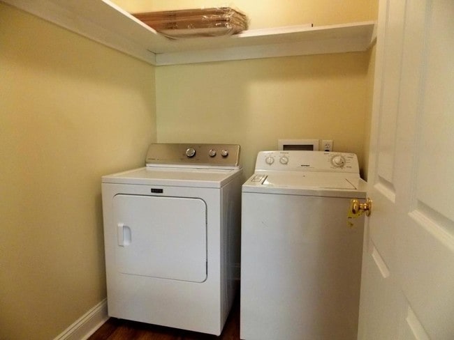 Building Photo - 357 Langston Chapel Rd