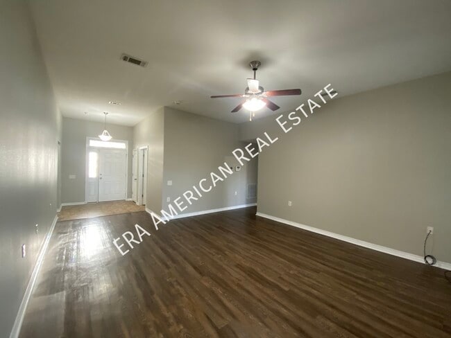 Building Photo - 2024 Bright Water Dr