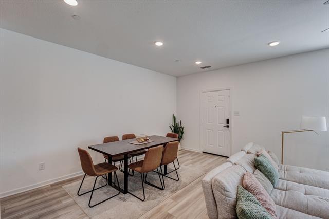 Building Photo - 3720 Star Mesa St