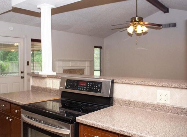 Building Photo - 9495 Landis Dr