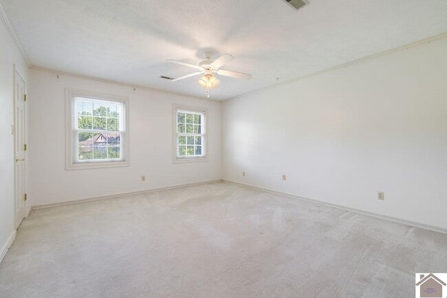 Building Photo - 51 Martin Cir