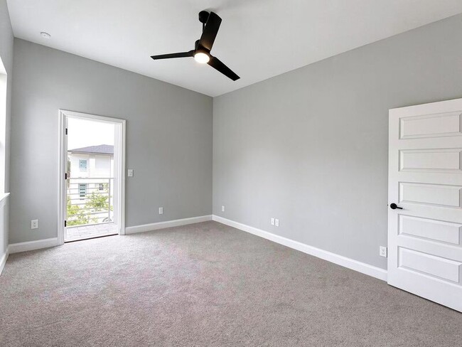 Building Photo - 1156 Windjammer Dr