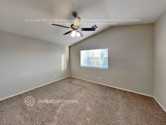 Building Photo - 15917 W Cottonwood St