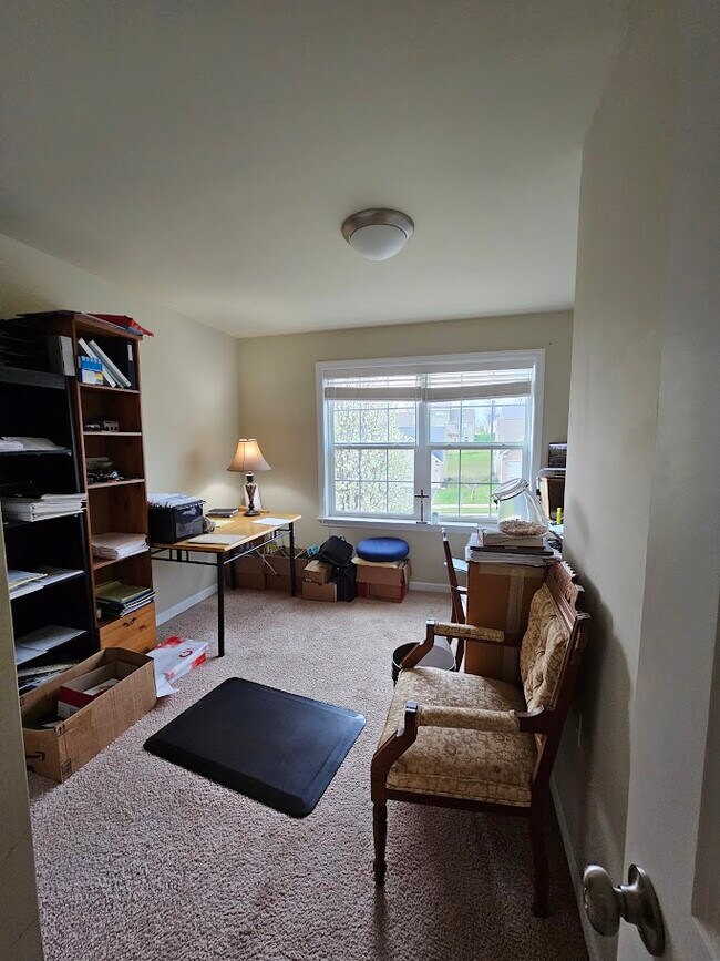 Building Photo - 213 Jonathan Ln