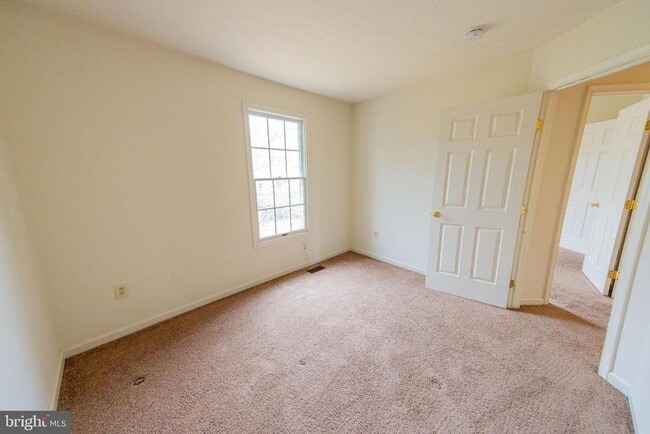 Building Photo - 5565 April Journey